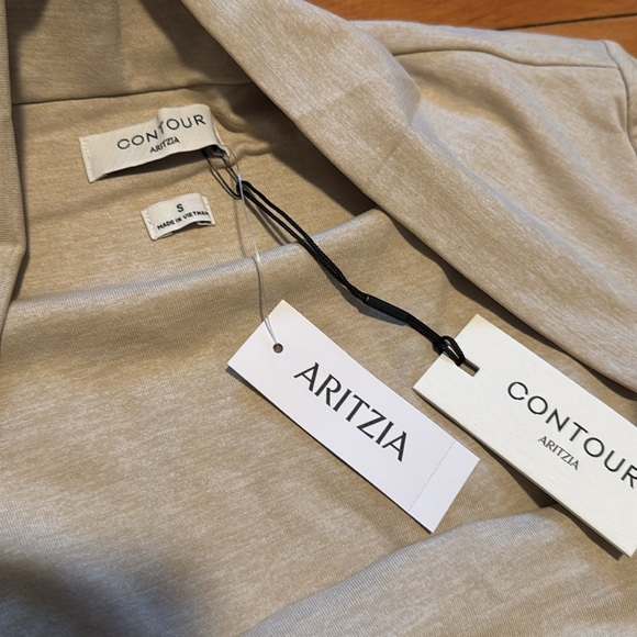 Aritzia Contour Heather Oat Beige Top - Picture 2 of 6